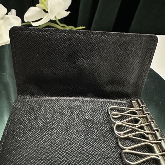 Louis Vuitton Key Cles Damier Graphite 6 key holder slots N62662 - Picture 5 of 8